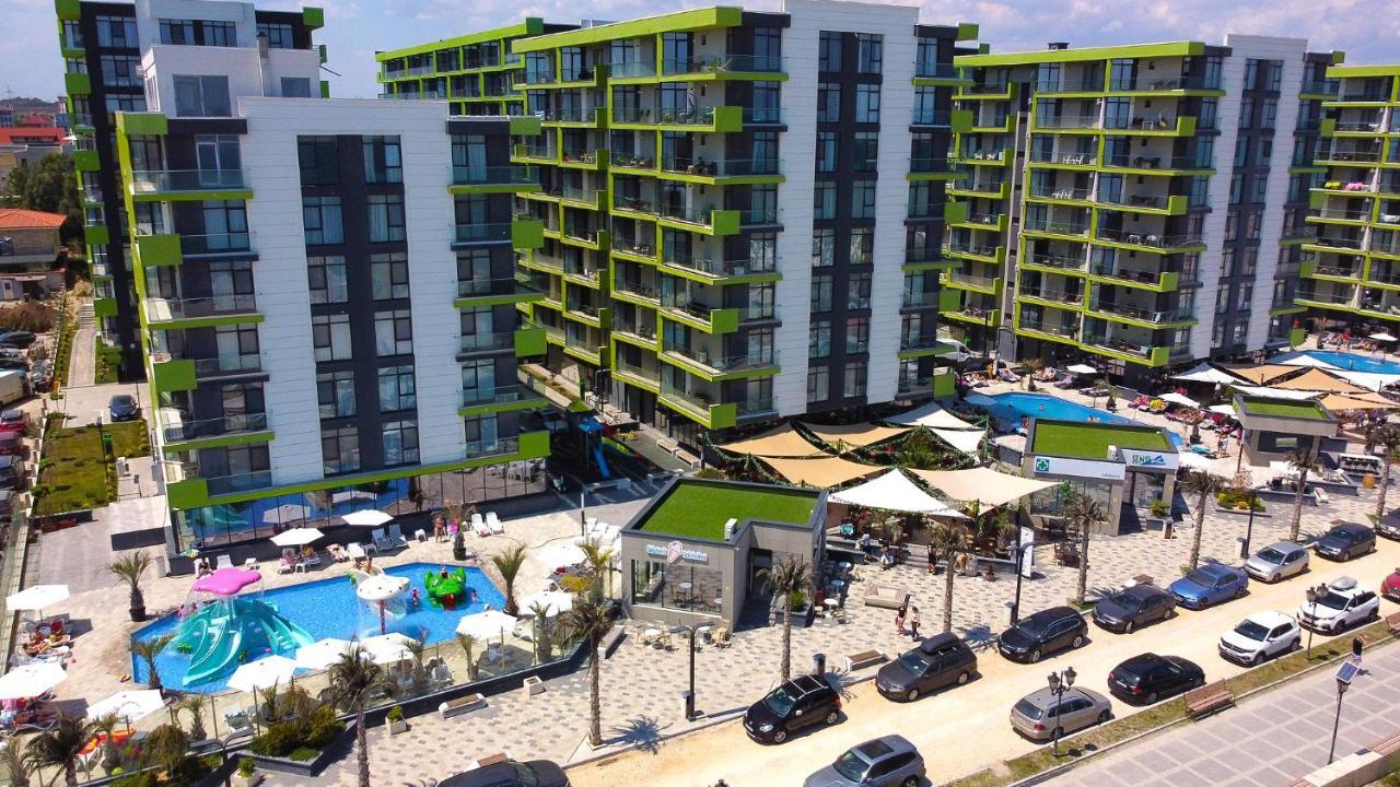 Moon Sea View Apartment - Spa N Pools Resort Mamaia Exterior photo